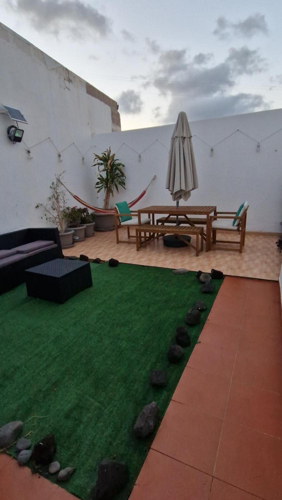 Lukite House Appartement Tías Buitenkant foto